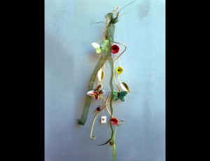 Σύρμα ορείχαλκος με κεραμικές πεταλούδες και λουλούδια